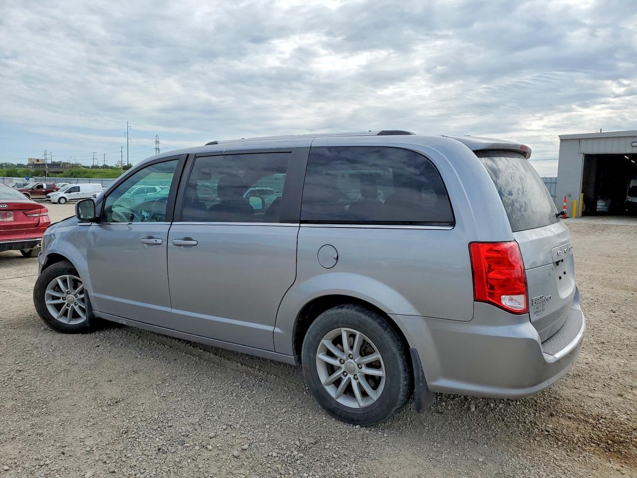 Dodge Caravan Sxt