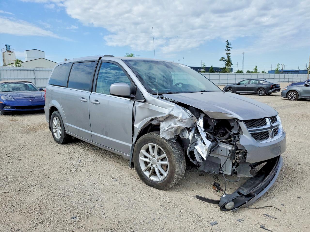 Dodge Caravan Sxt