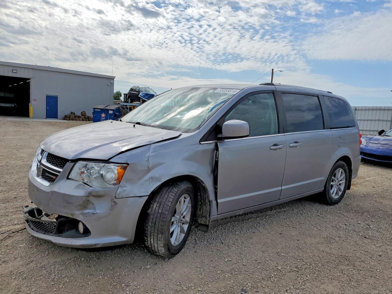 Salvage Dodge Caravan Image