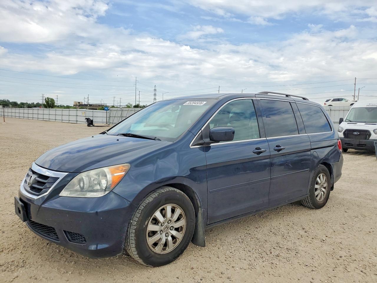 Salvage Honda Odyssey Image