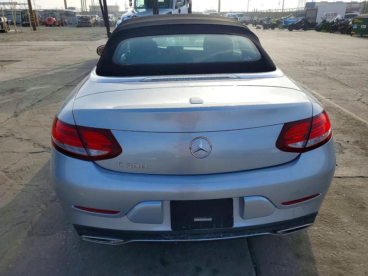 Mercedes-Benz C-Class 300