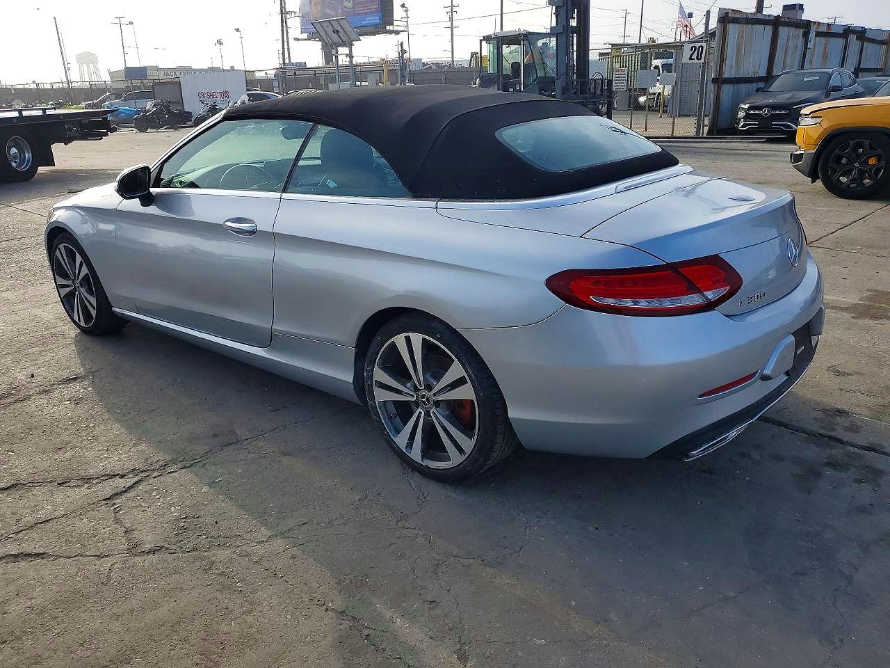 Mercedes-Benz C-Class 300
