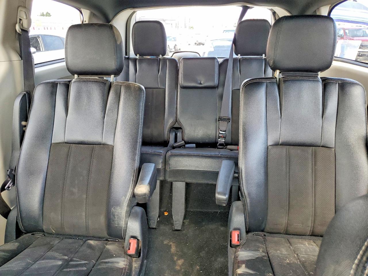 Dodge Caravan Sxt