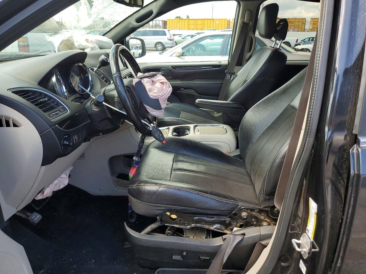 Dodge Caravan Sxt