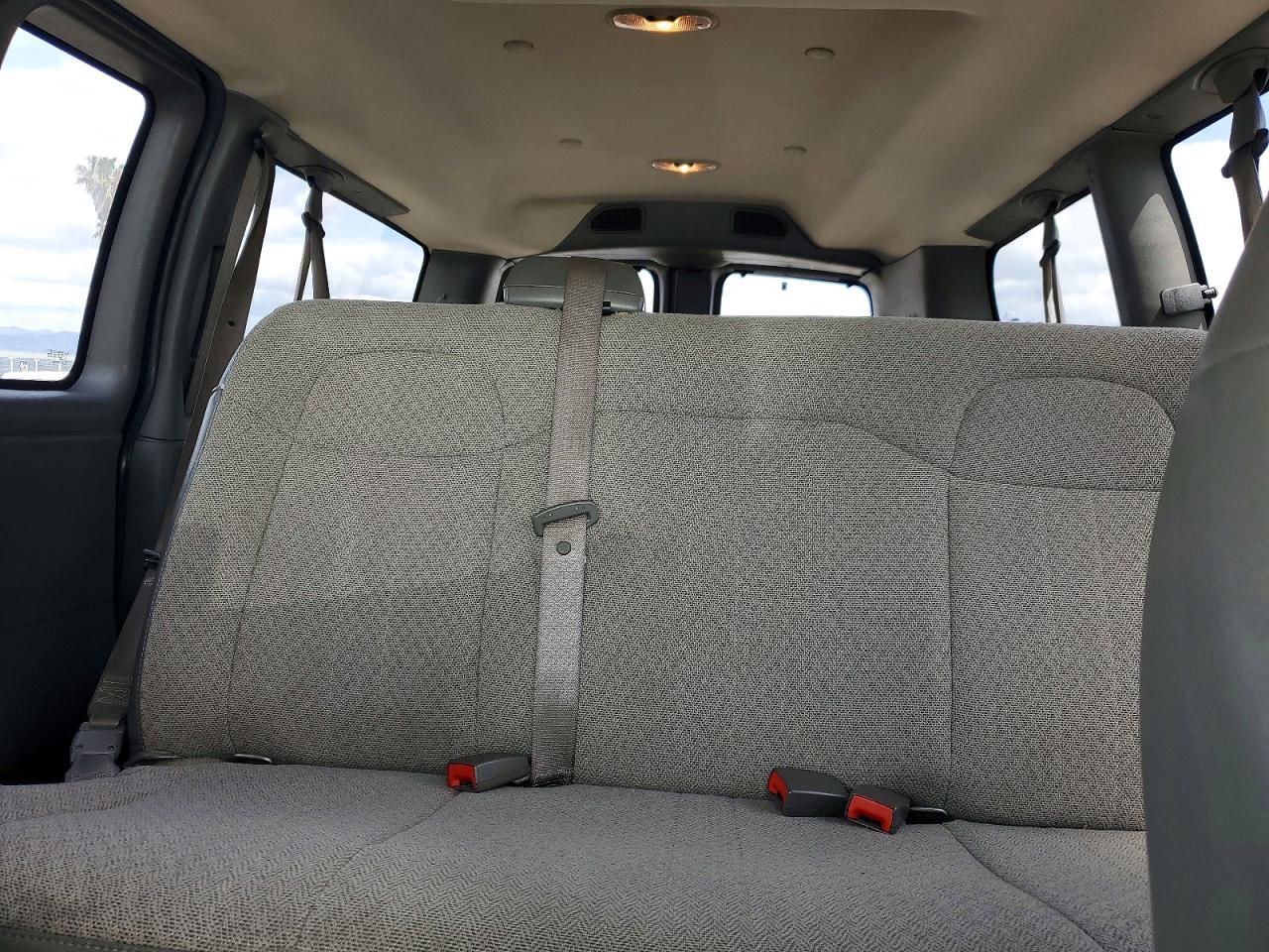 GMC Savana G2500 Lt
