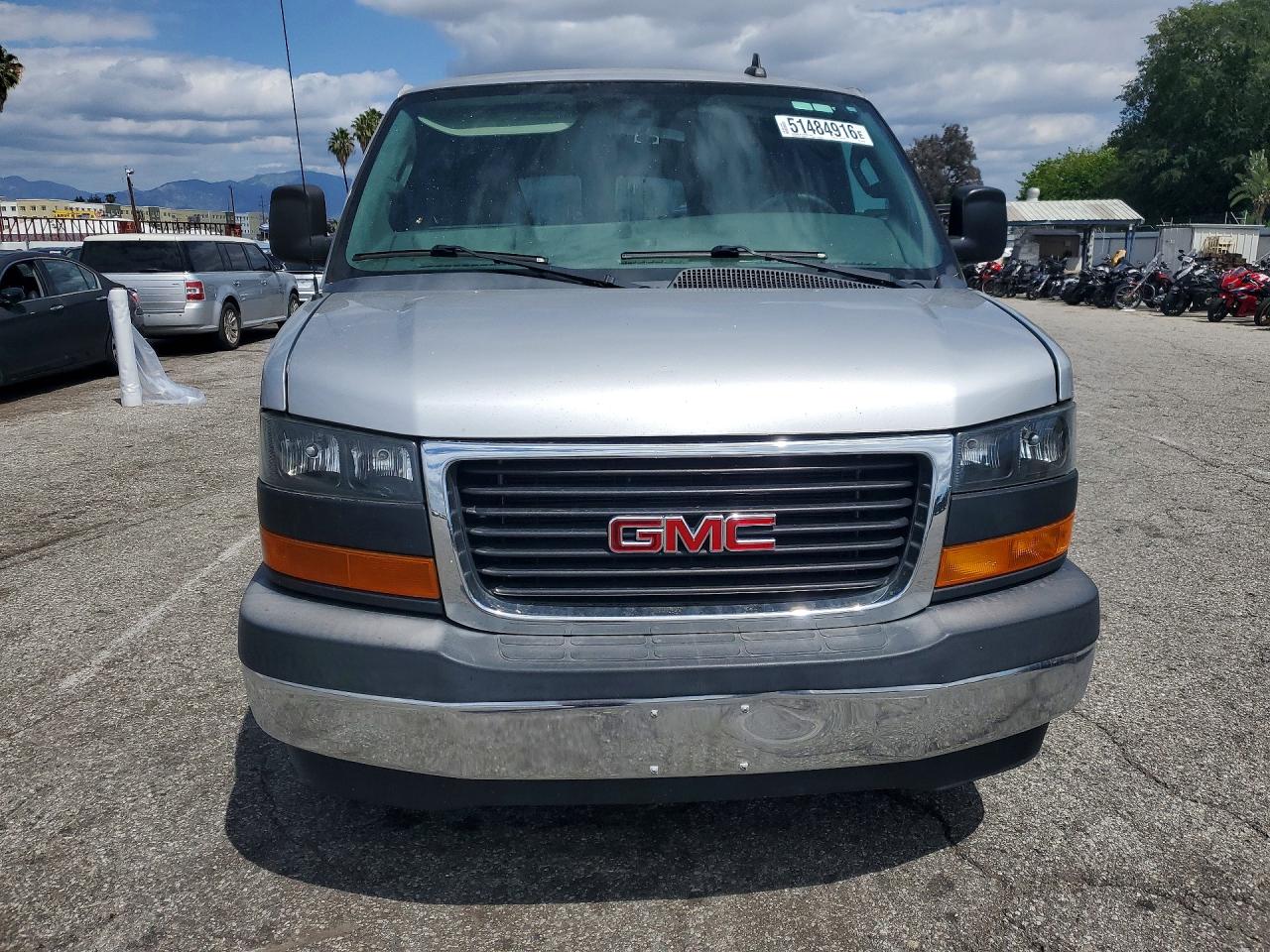 GMC Savana G2500 Lt