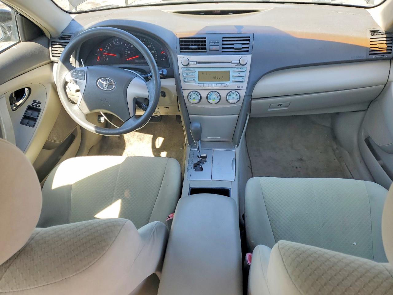 Toyota Camry Ce