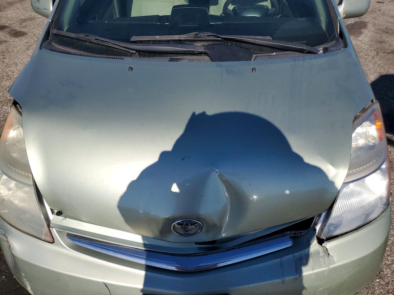 Toyota Prius Base
