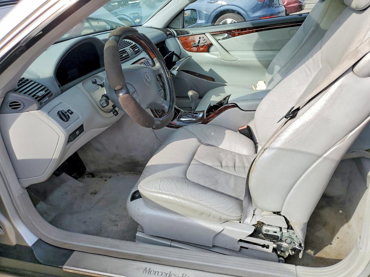 Mercedes-Benz C-Class 500