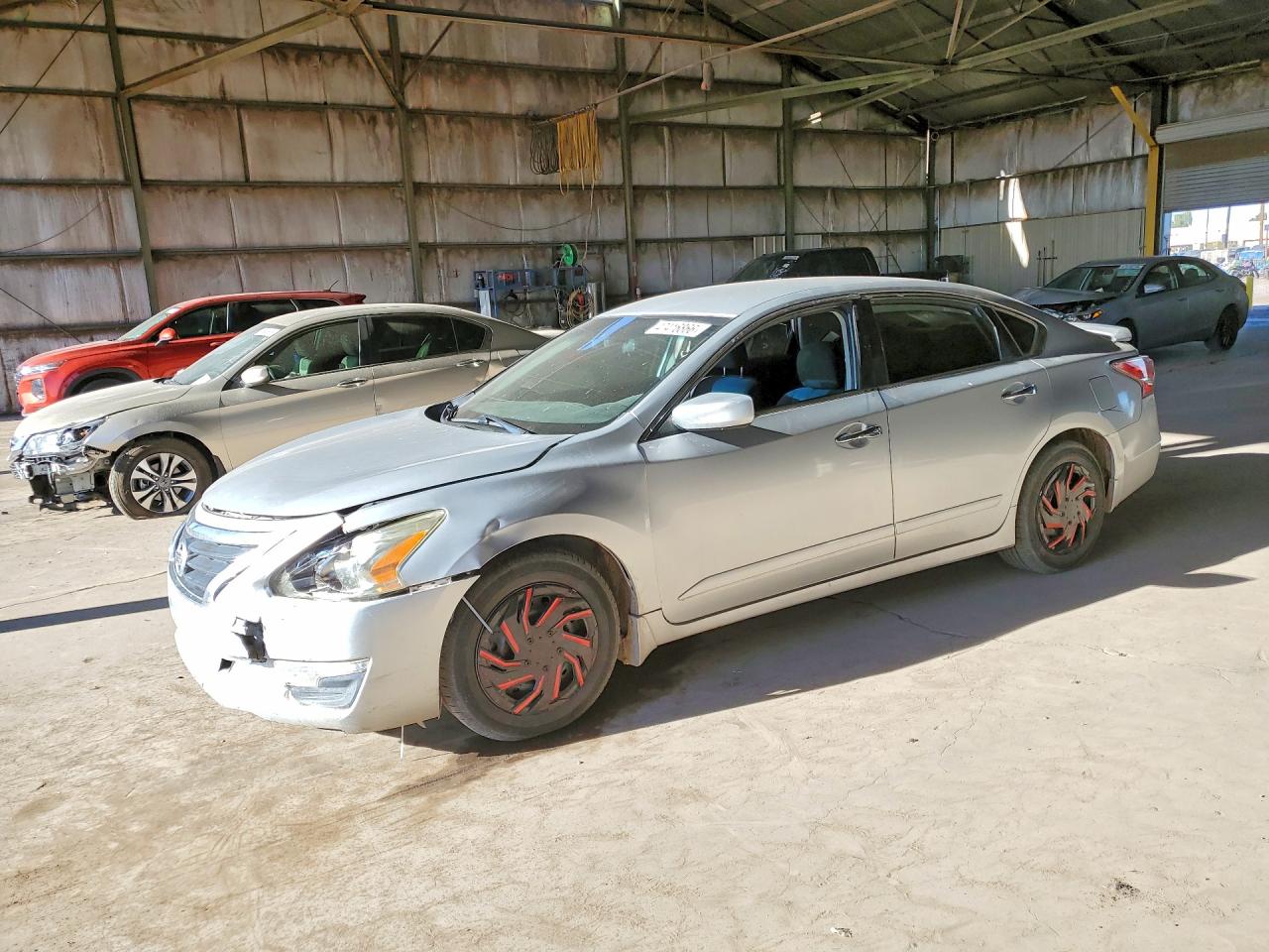 Salvage Nissan Altima Image