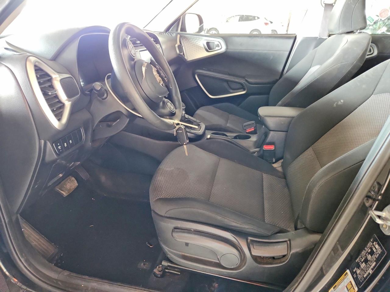 Kia Soul Lx