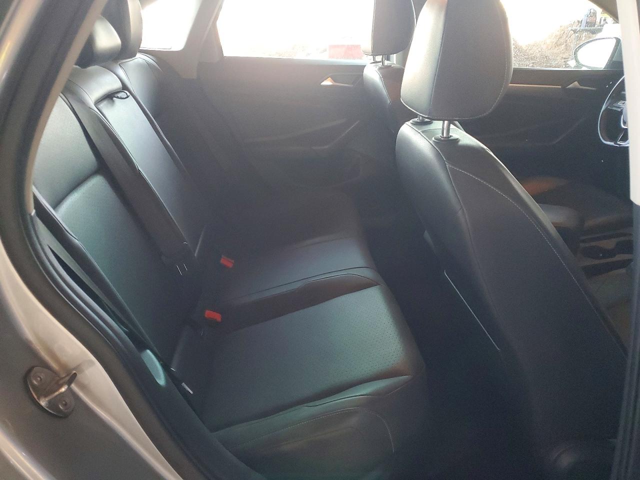 Volkswagen Jetta S