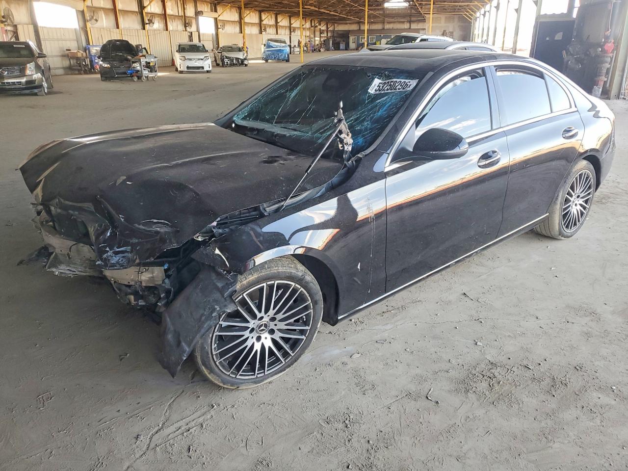 Salvage Mercedes-Benz C-Class Image