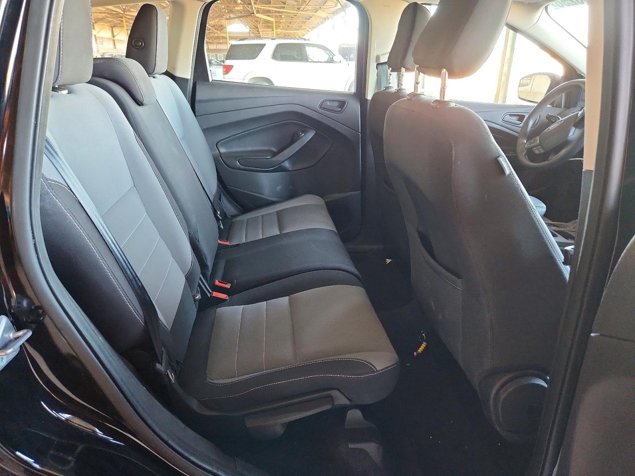 Ford Escape S