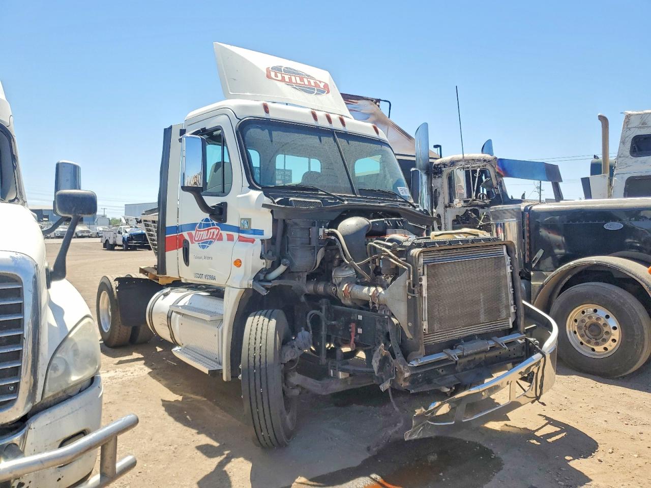 Salvage Freightliner Cascadia 125 Image
