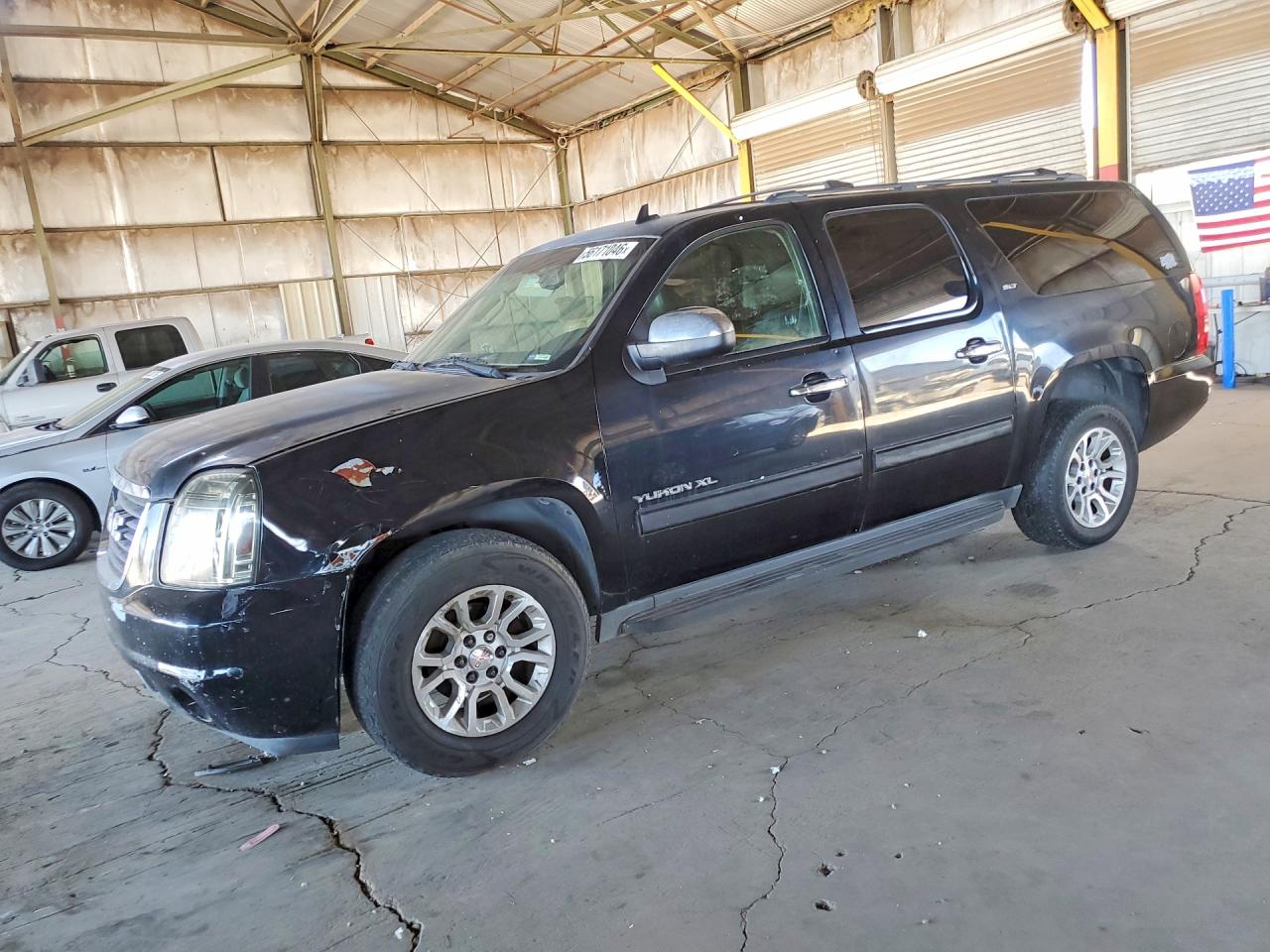 Salvage GMC Yukon Image
