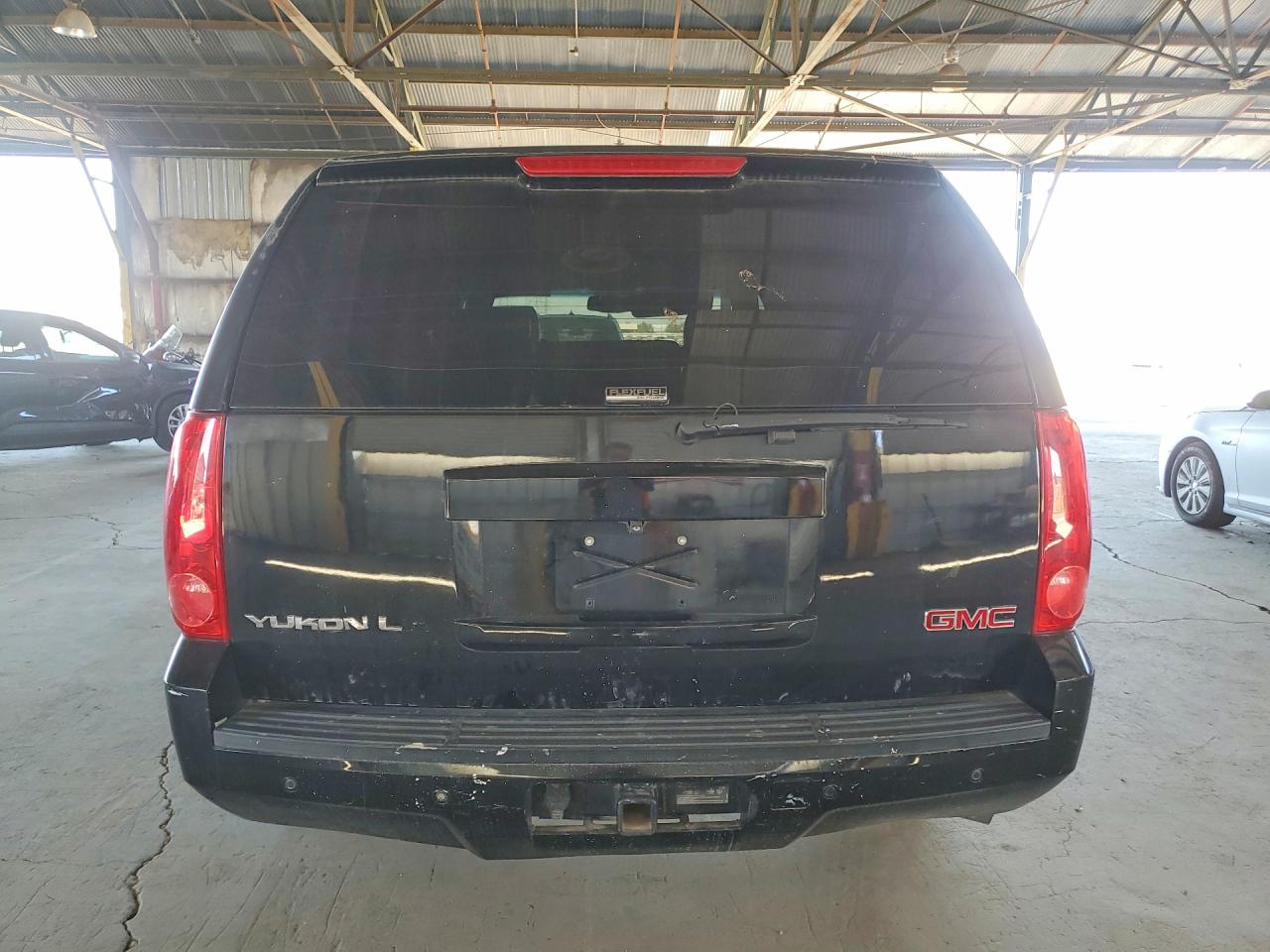 GMC Yukon C1500 Slt