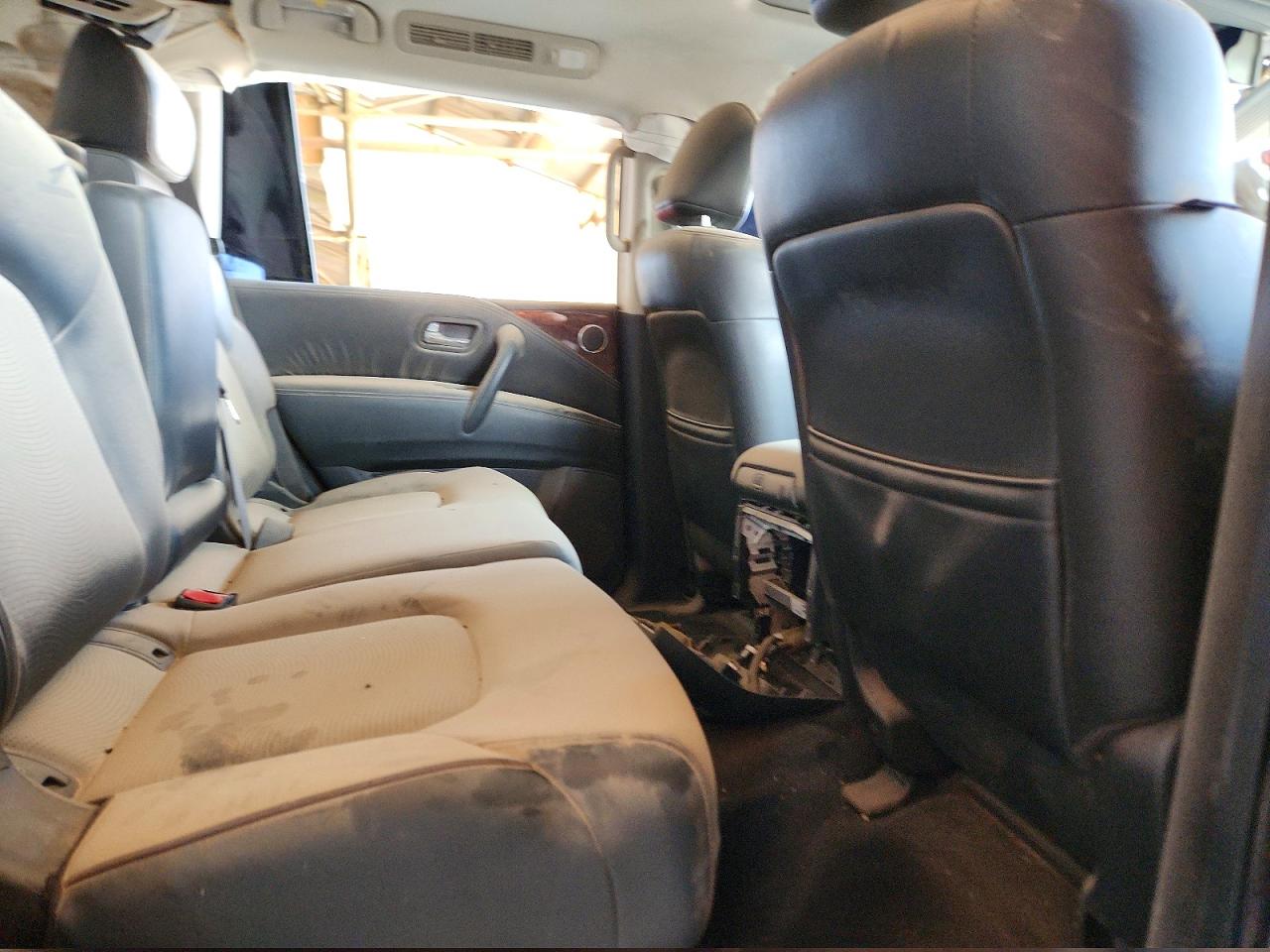 Nissan Armada Sl