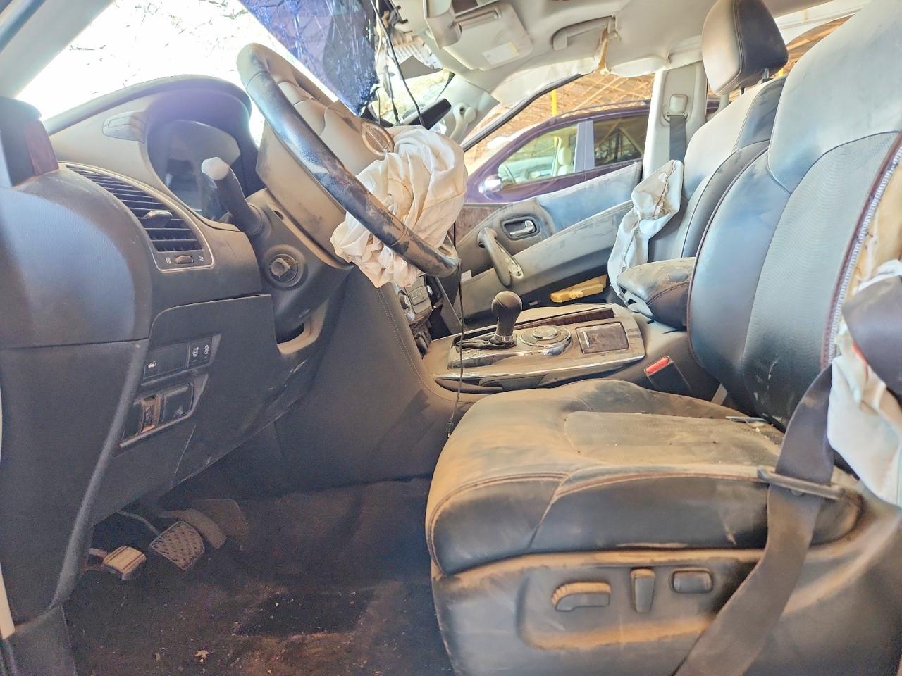 Nissan Armada Sl