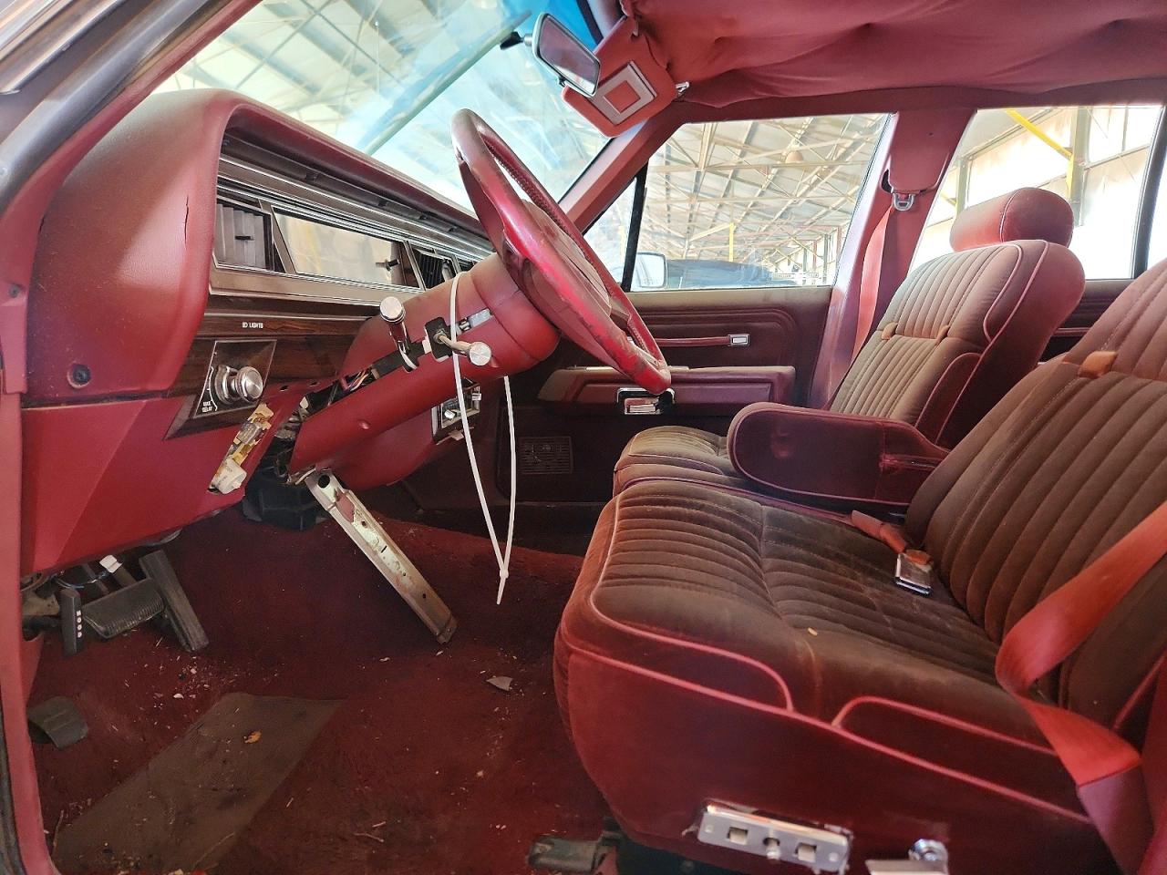 Ford LTD Crown Victoria