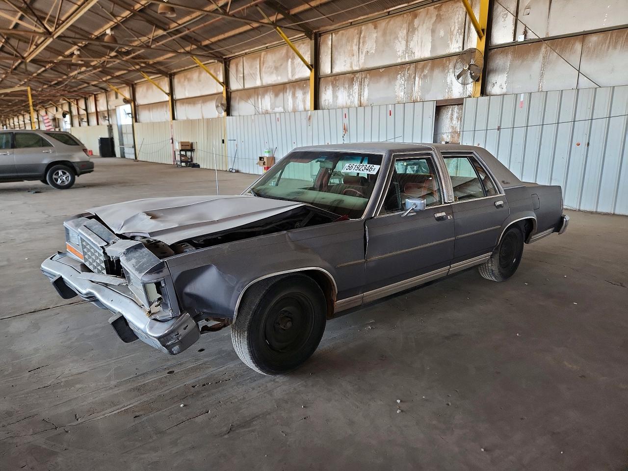 Salvage Ford LTD Image