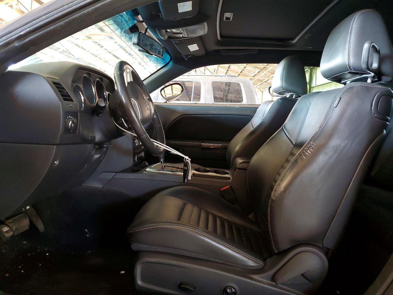 Dodge Challenger Sxt