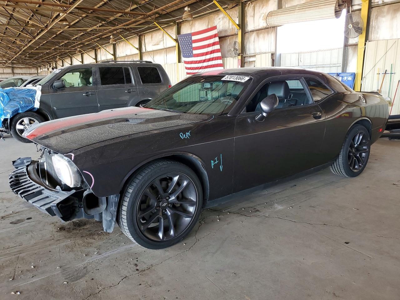Salvage Dodge Challenger Image