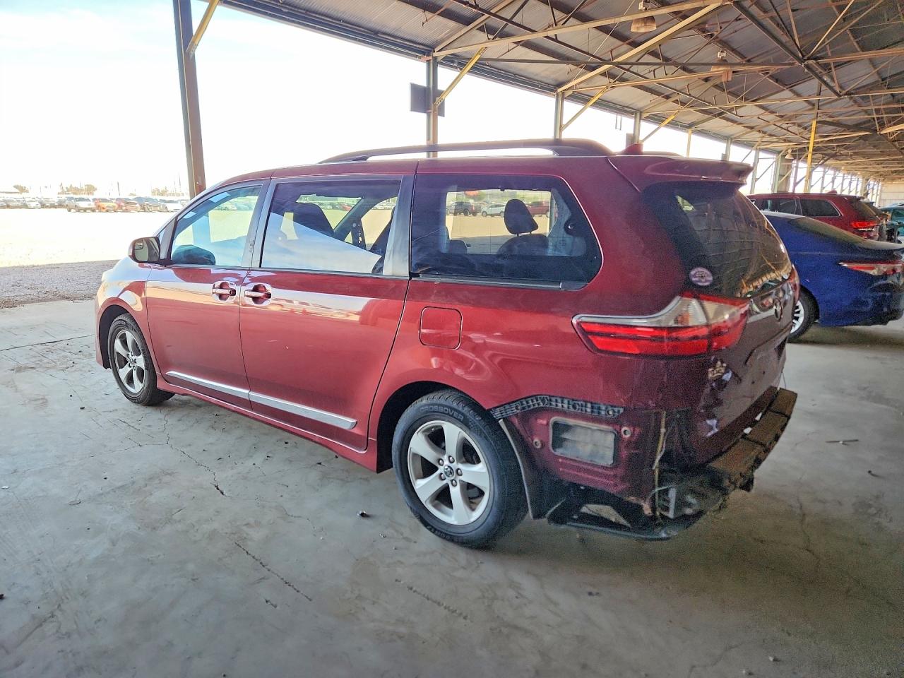Toyota Sienna Le