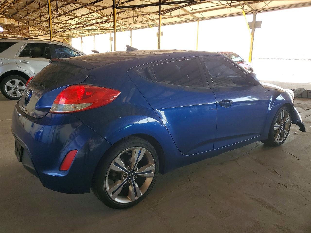 Hyundai VELOSTER Value Edition
