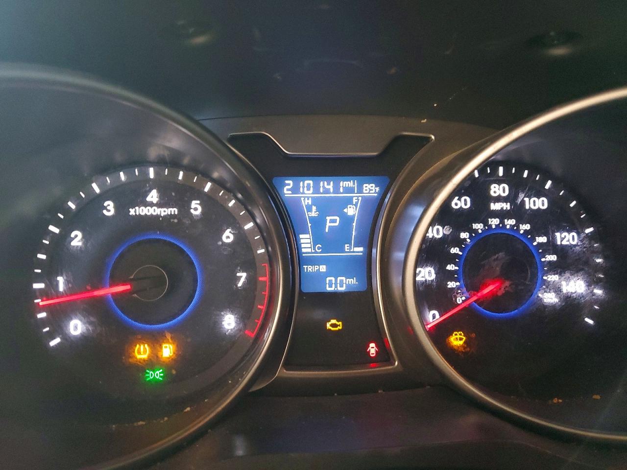 Hyundai VELOSTER Value Edition