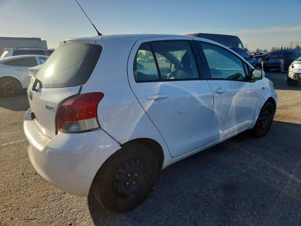 Toyota Yaris Base