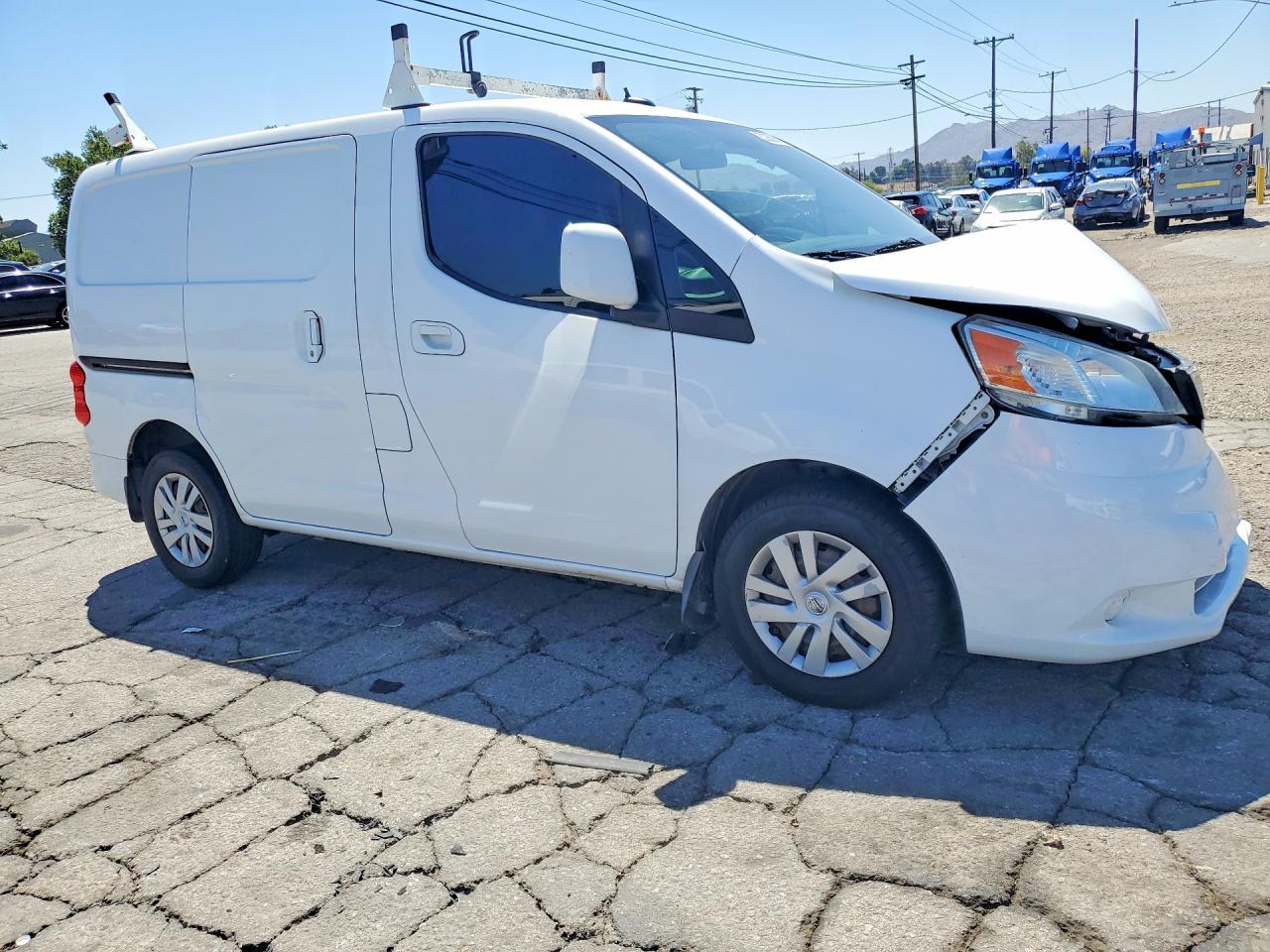 Nissan Nv