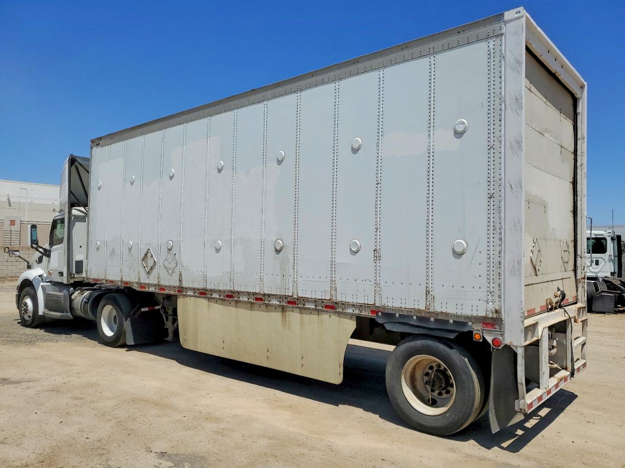 Peterbilt 579