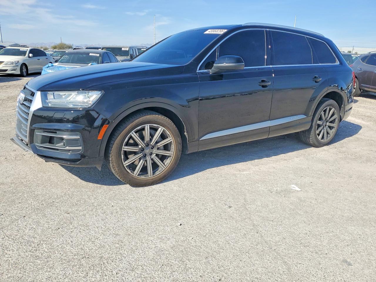 Salvage Audi Q7 Image