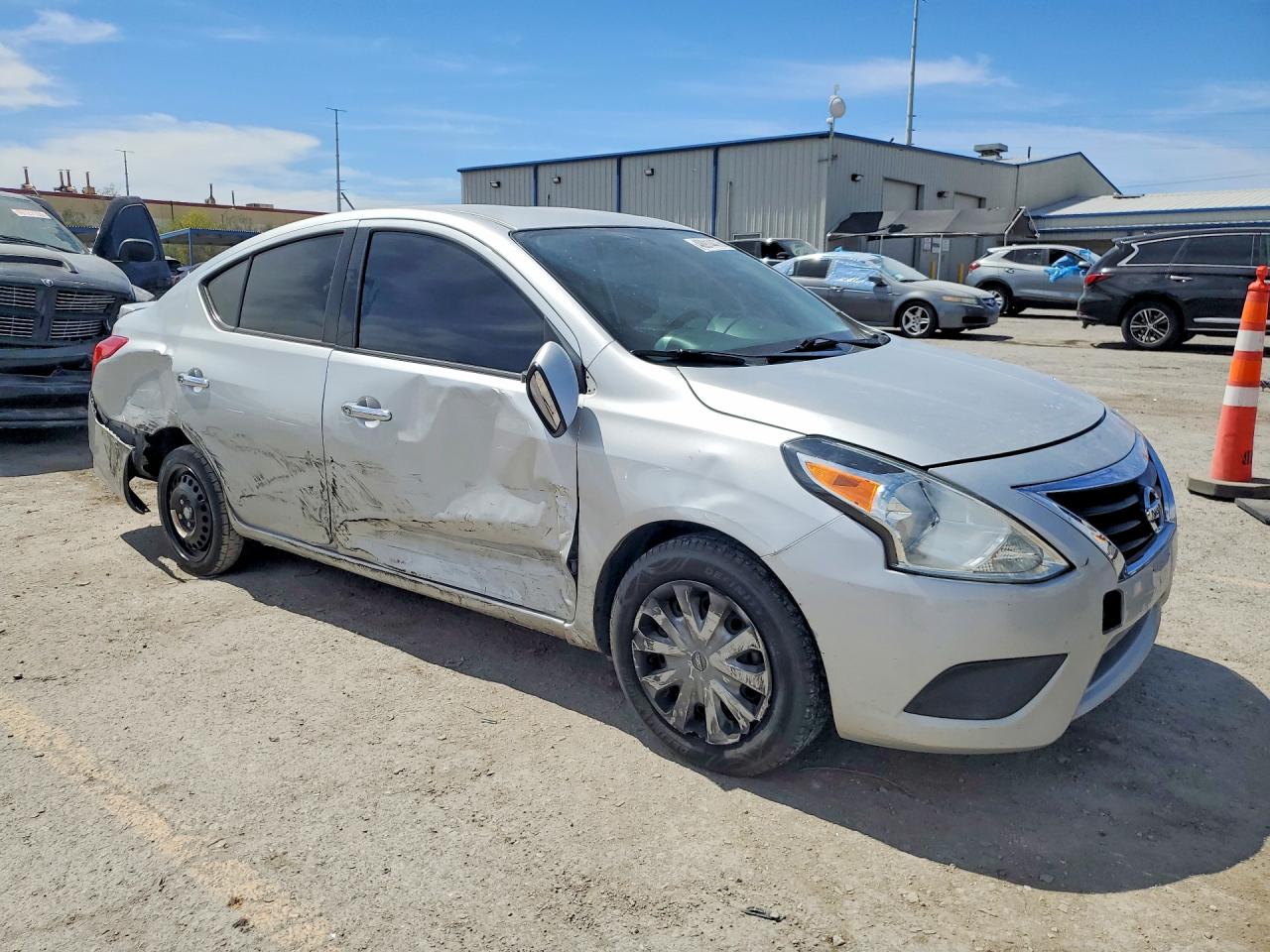 Nissan Versa Sv