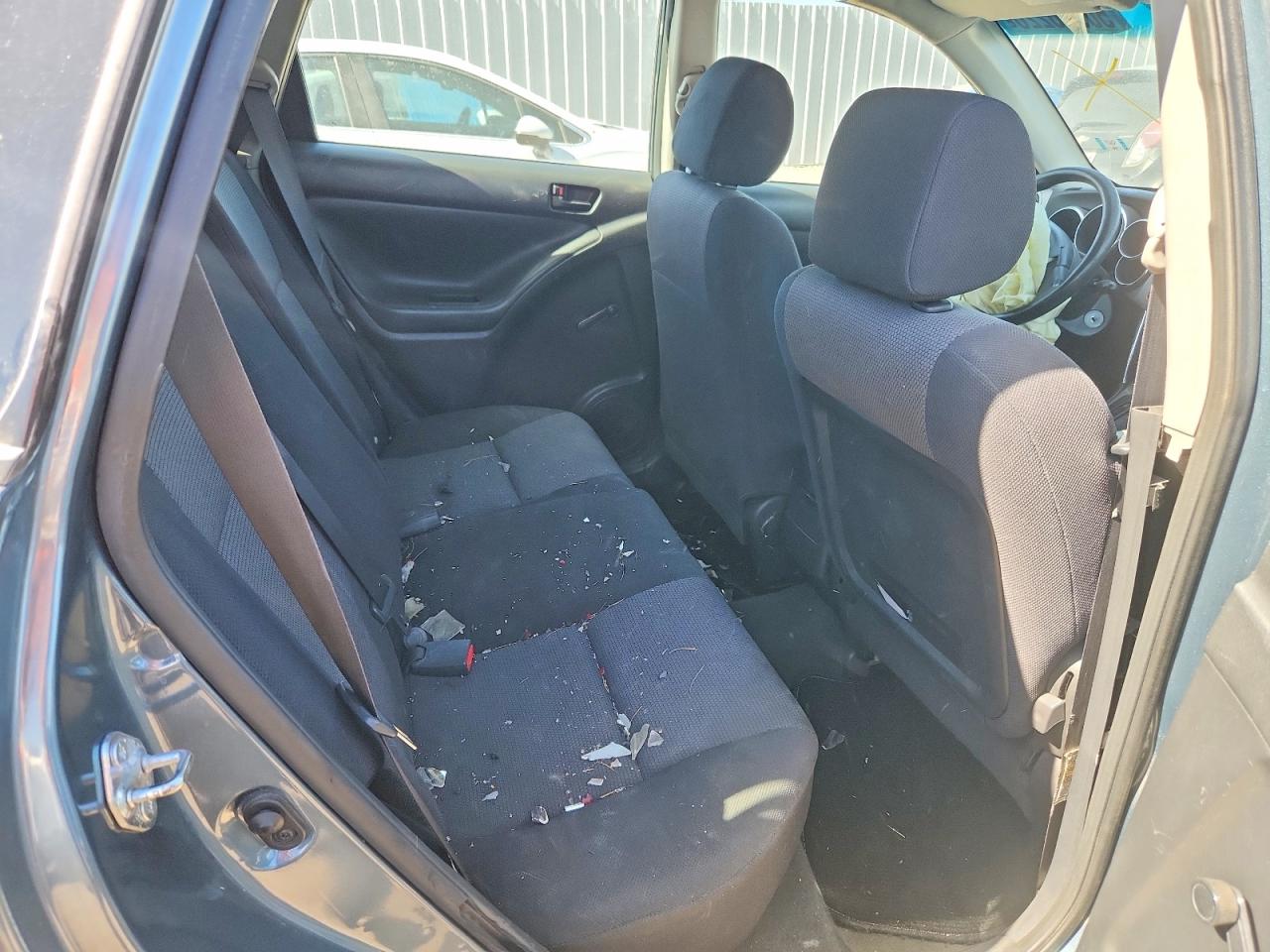 Pontiac Vibe Base