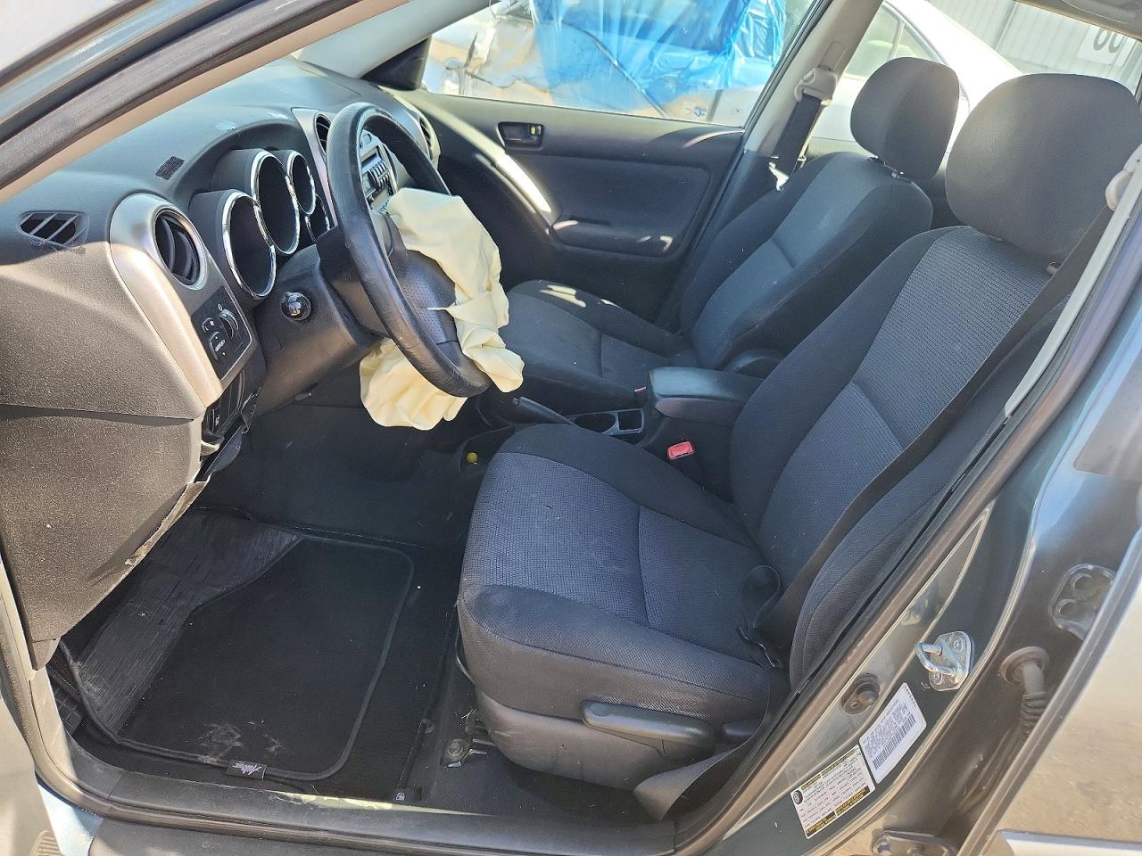 Pontiac Vibe Base
