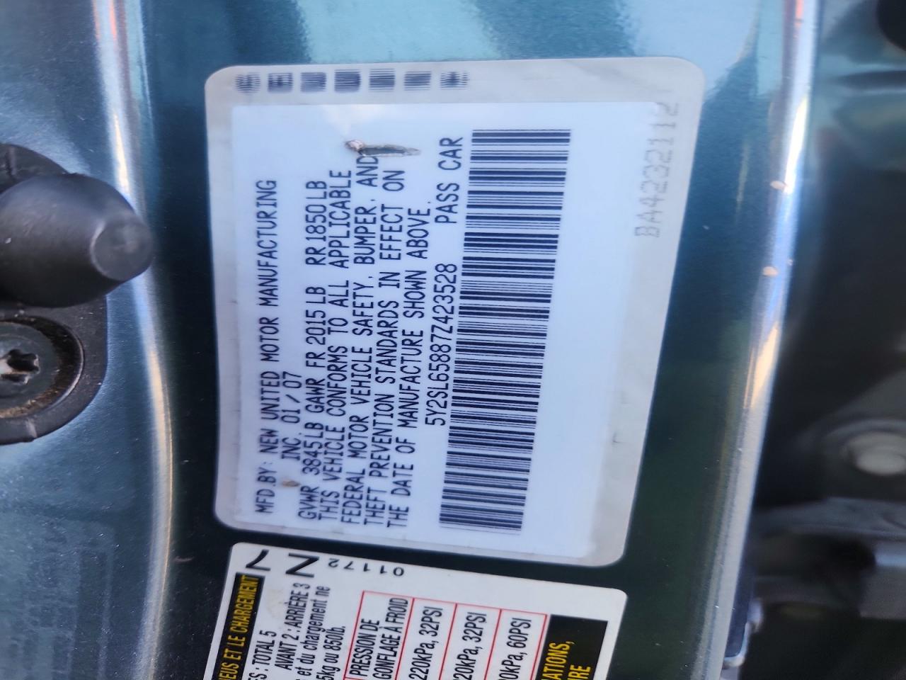 Pontiac Vibe Base