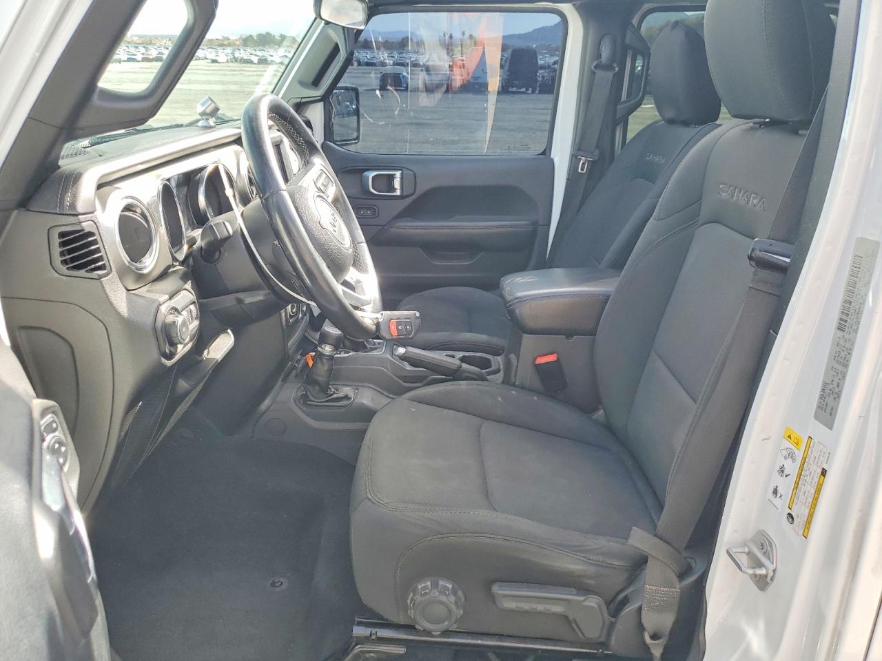 Jeep Wrangler Sahara