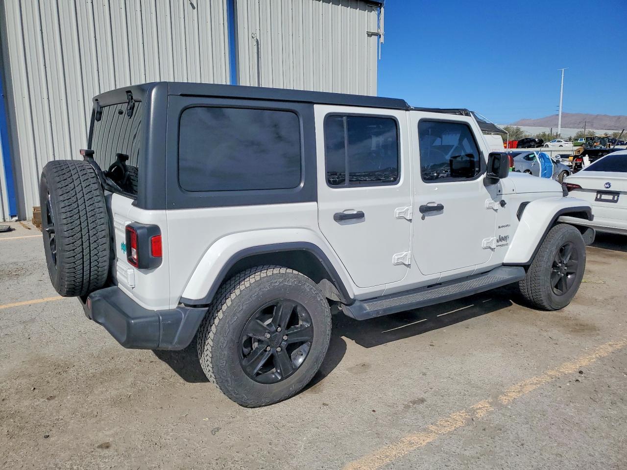 Jeep Wrangler Sahara
