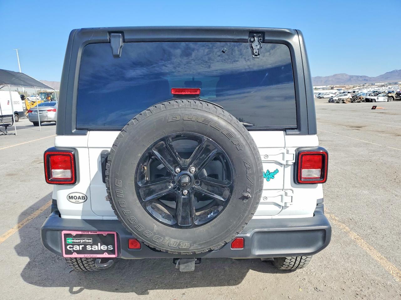 Jeep Wrangler Sahara