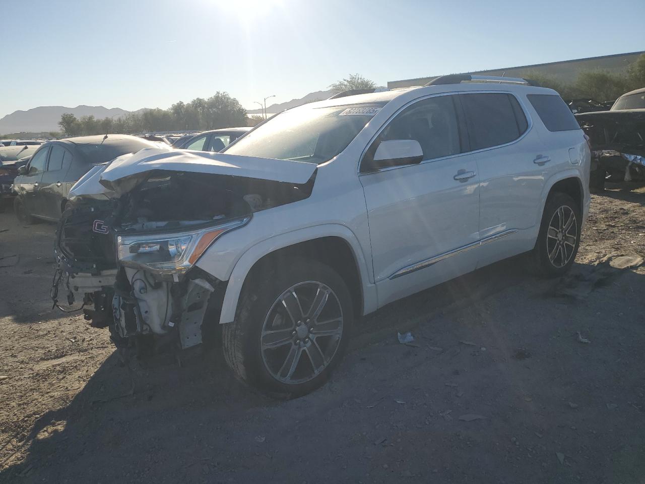 Salvage GMC Acadia Image