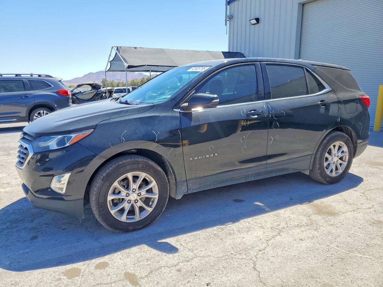 Salvage Chevrolet Equinox Image