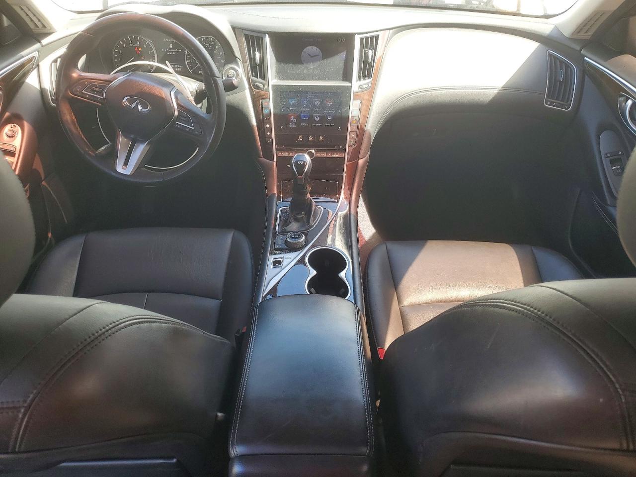 INFINITI Q50 3.0t Luxe