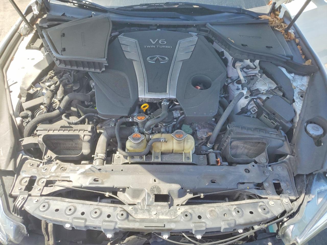 INFINITI Q50 3.0t Luxe