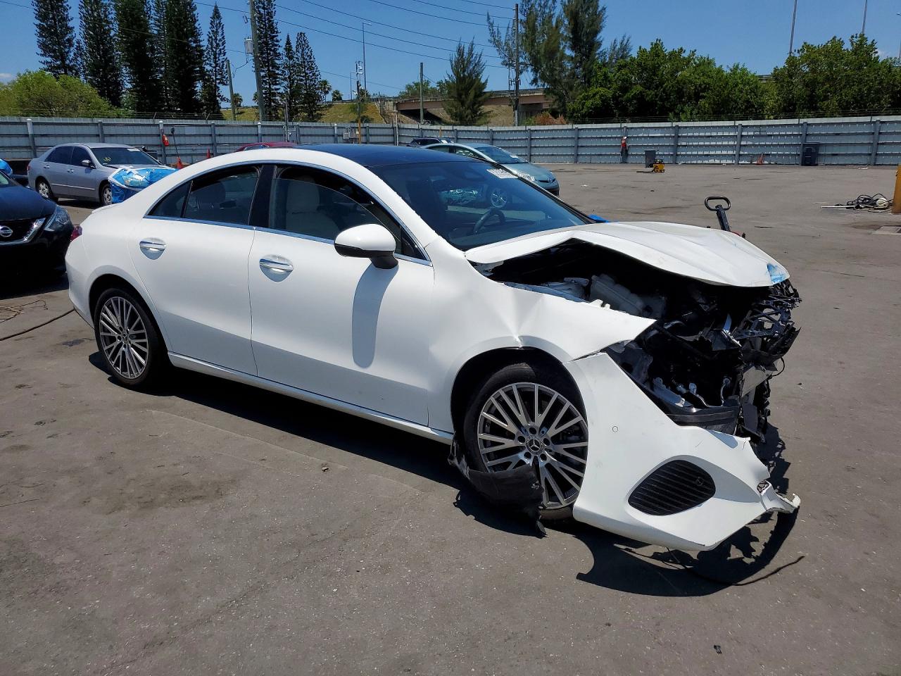 Mercedes-Benz Cla-class 250