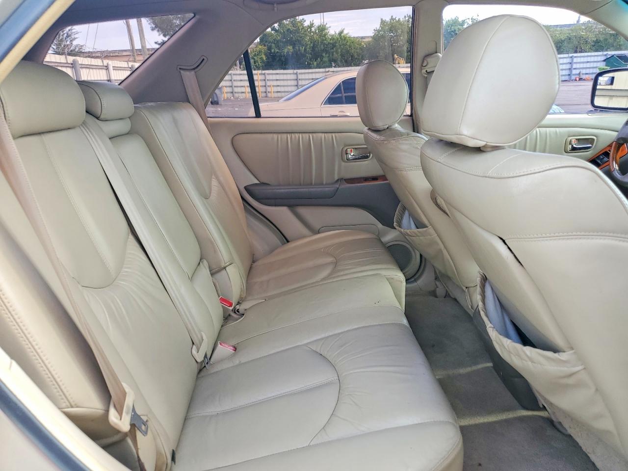 Lexus RX 300