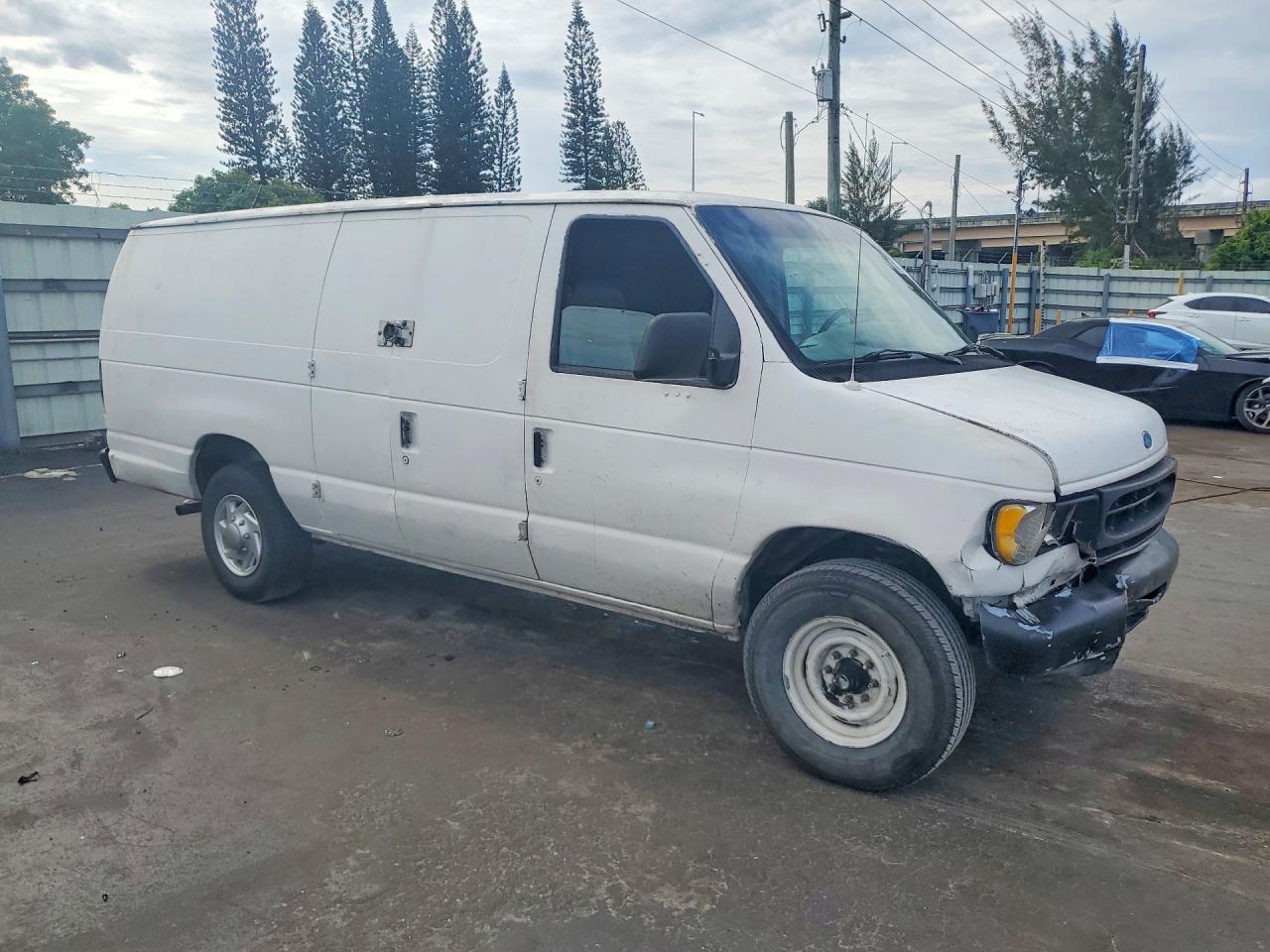 Ford Econoline E250 Super Duty