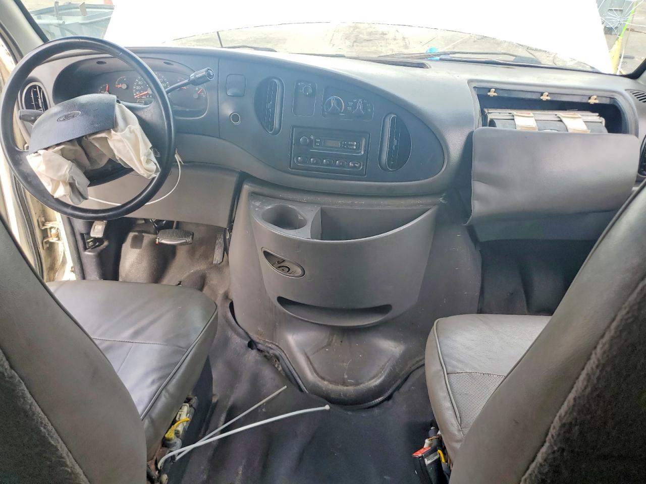 Ford Econoline E250 Super Duty