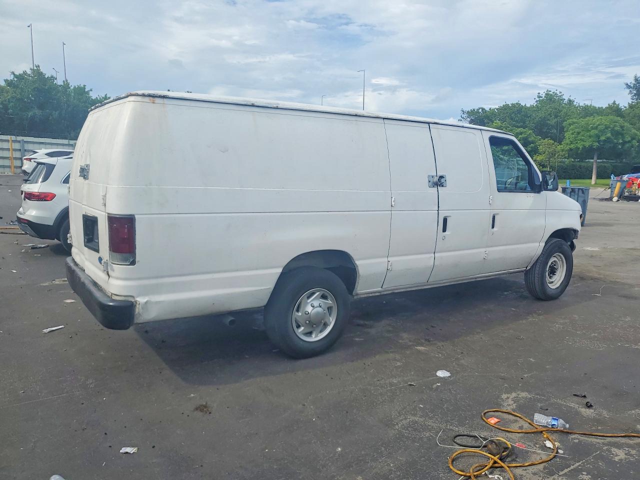 Ford Econoline E250 Super Duty